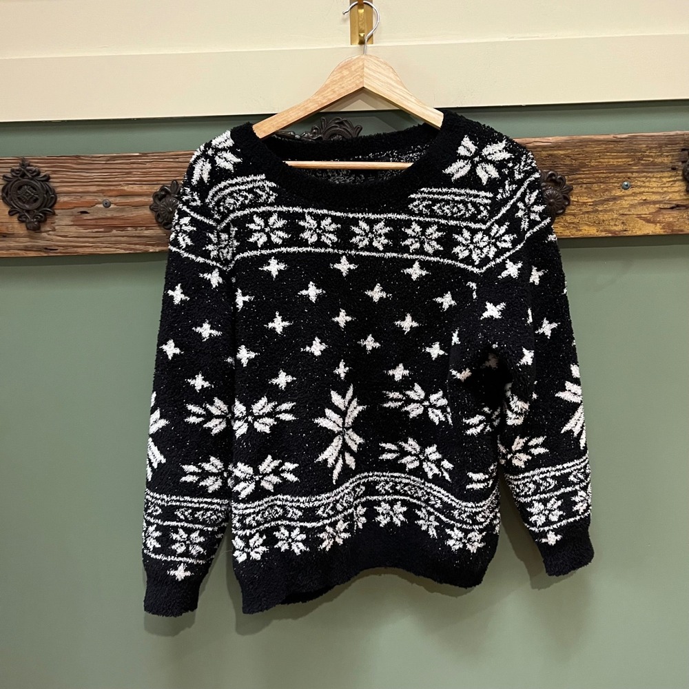 Barefoot Dreams CozyChic Snowflake Sweater Black White Fair Isle BDWCC1756 Large